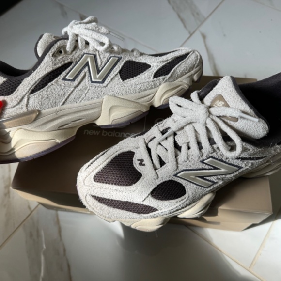 New Balance 9060 RARE - Sydney Collection - Picture 3 of 8